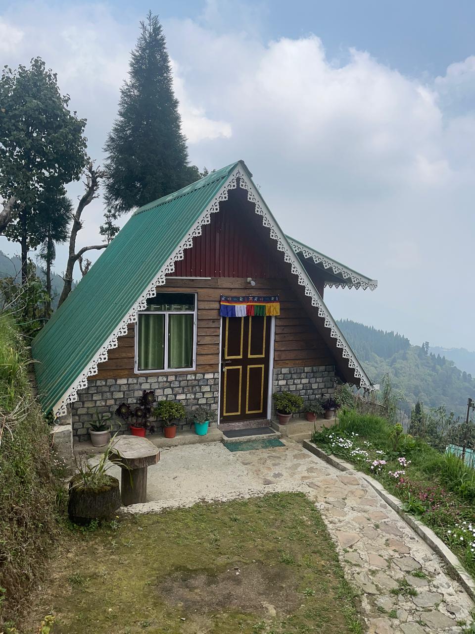 Premium Cottage Lawn