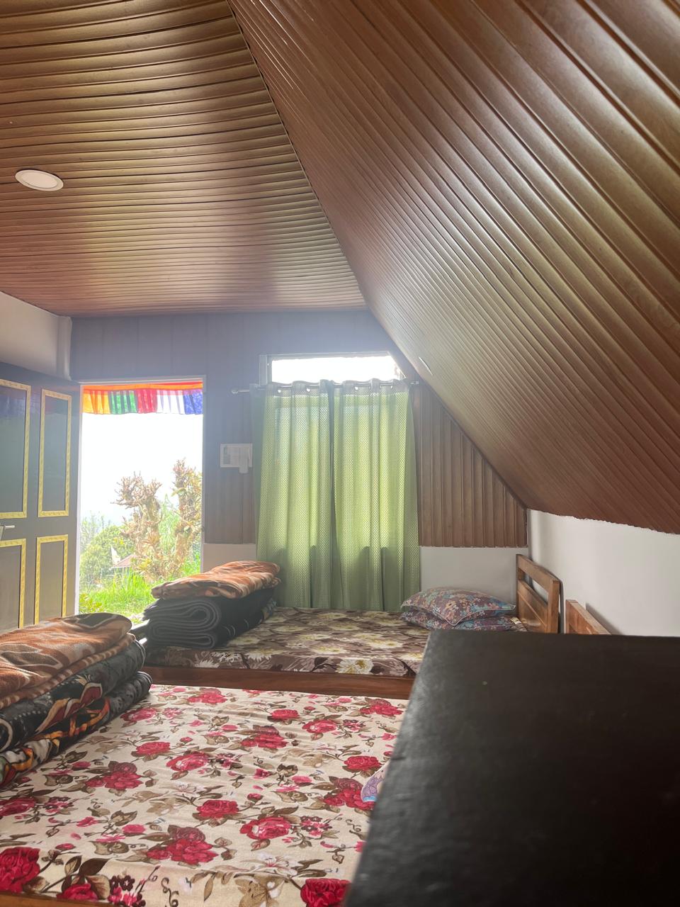 Premium Cottage Lawn